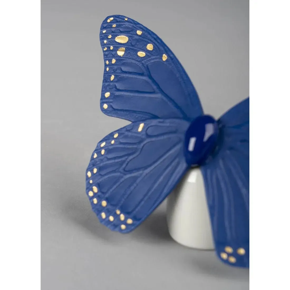 Butterfly Figurine - Golden Luster & Blue (Lladro Special Order)