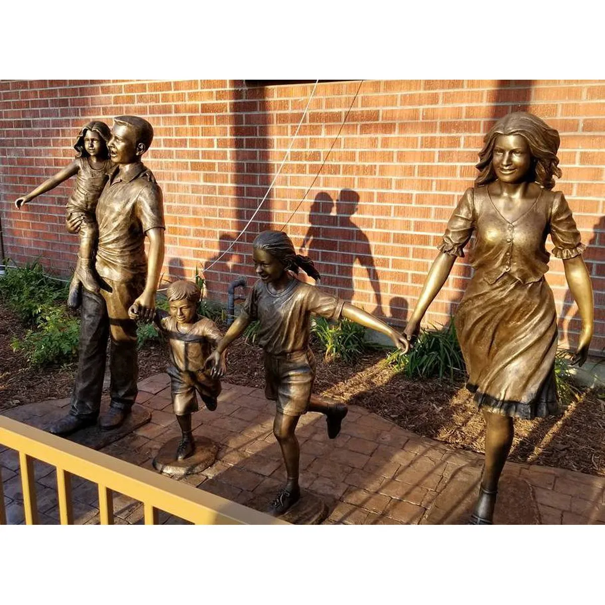 Families are Forever Statue Set
