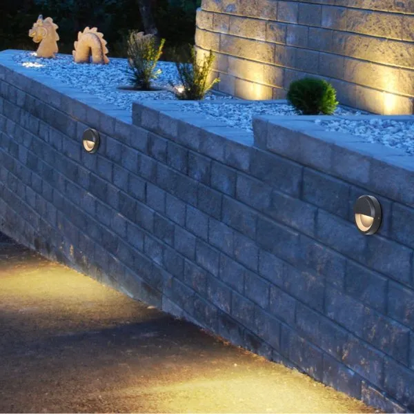 Heket Outdoor Step Floor Lamp