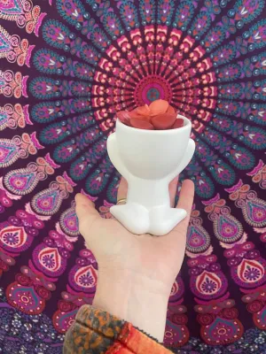 Lady Planter Sitting