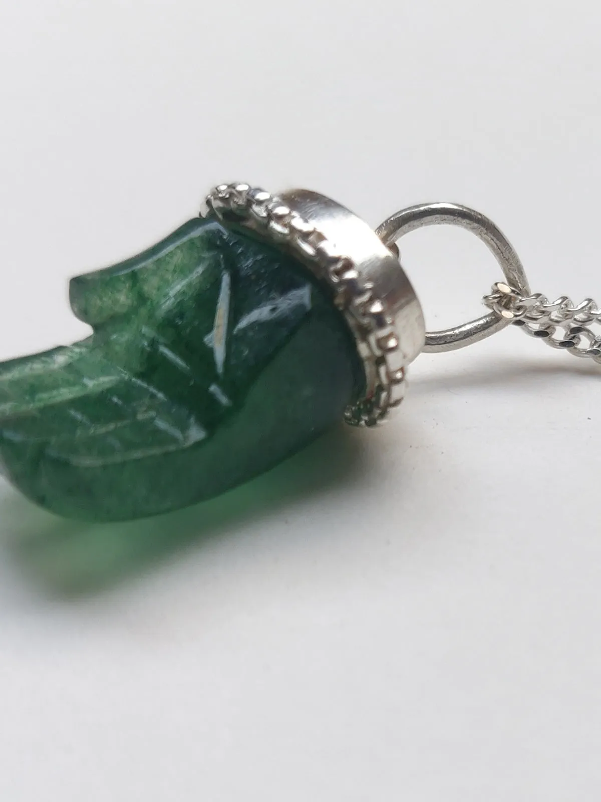 PICHWAI Green Quartz Hand Pendant