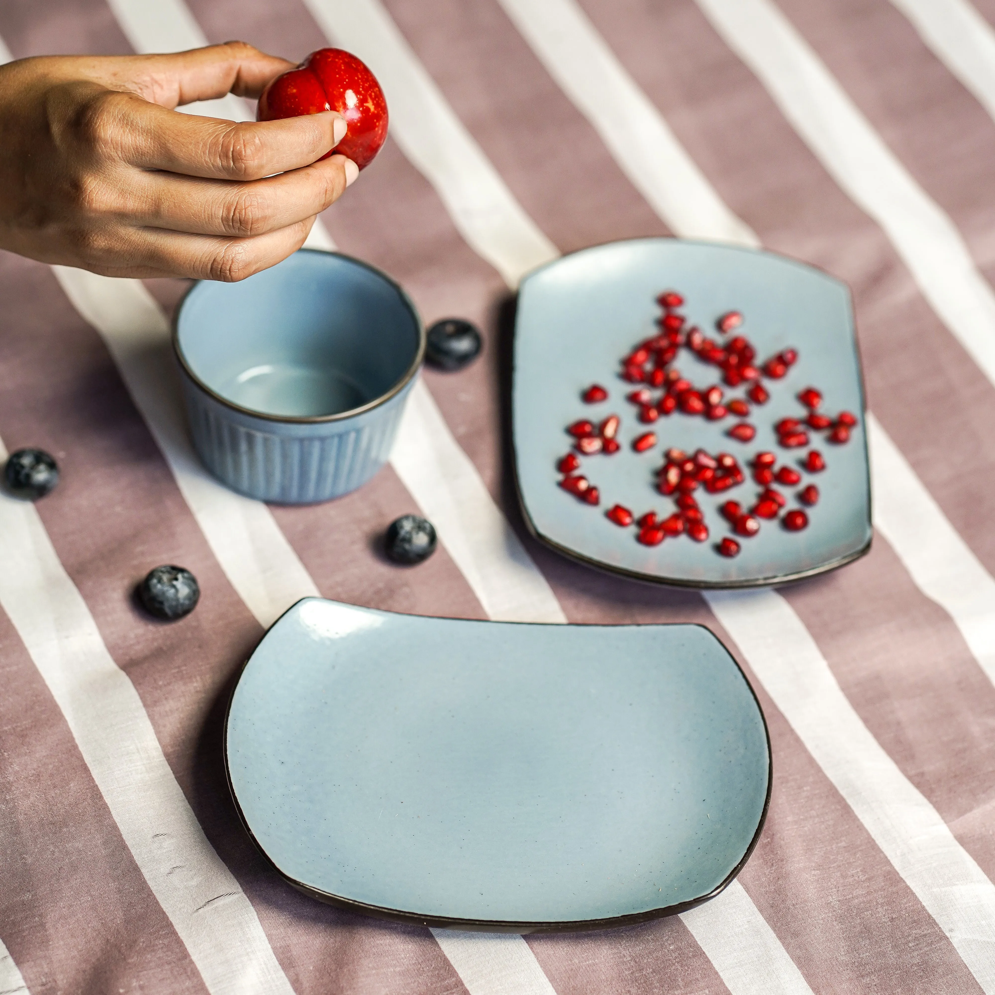 Toulouse Square Platter Set of Plates and Bowls (Set of 6)