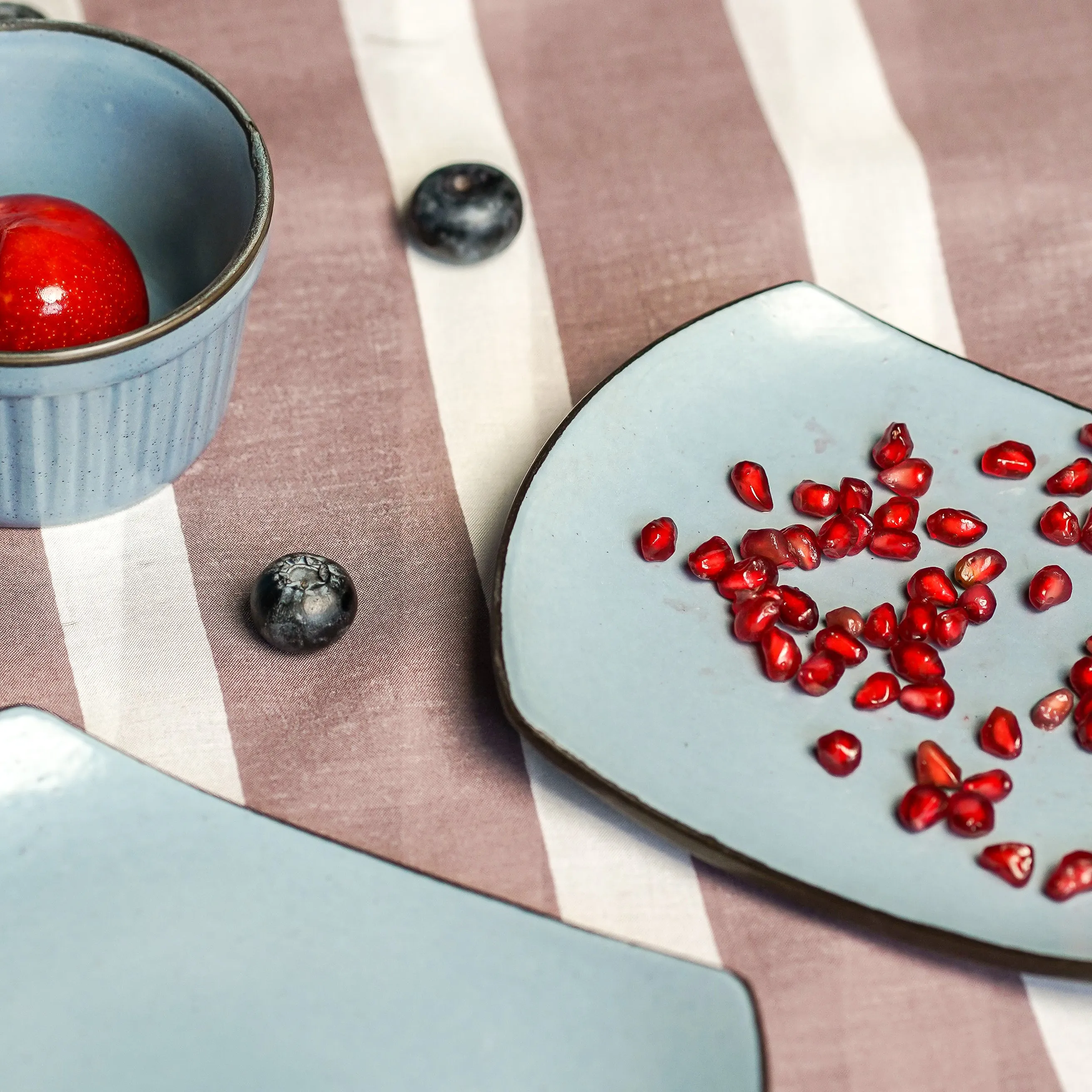 Toulouse Square Platter Set of Plates and Bowls (Set of 6)