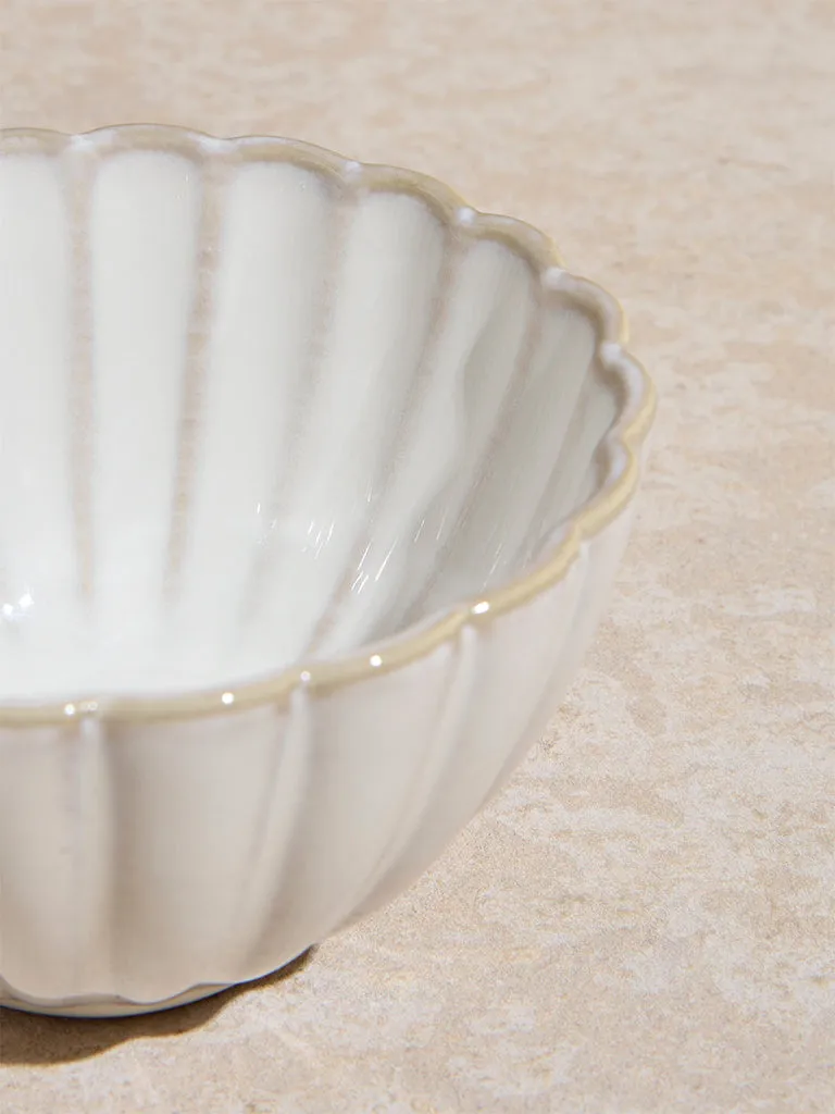 Westside Home White Scallop Design Serving Bowl - Small