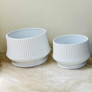 White Ribbed Ceramic Planter Set Of 2 – Tilted Modern Design